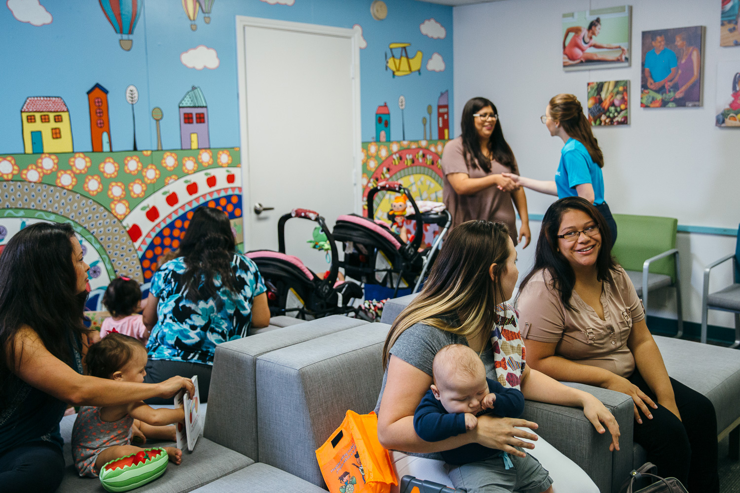 moms and babies in waiting room at WIC office in Waxahachie, TX