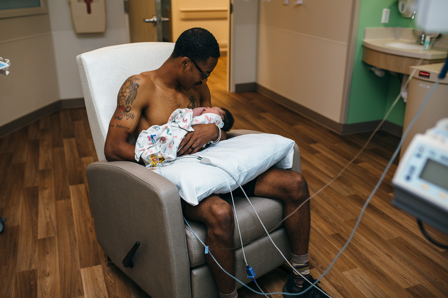 father with baby in NICU Dallas birth photography